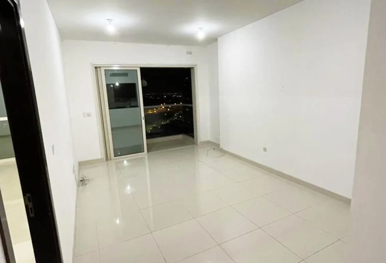 Canal View | High Floor | Spacious Layout