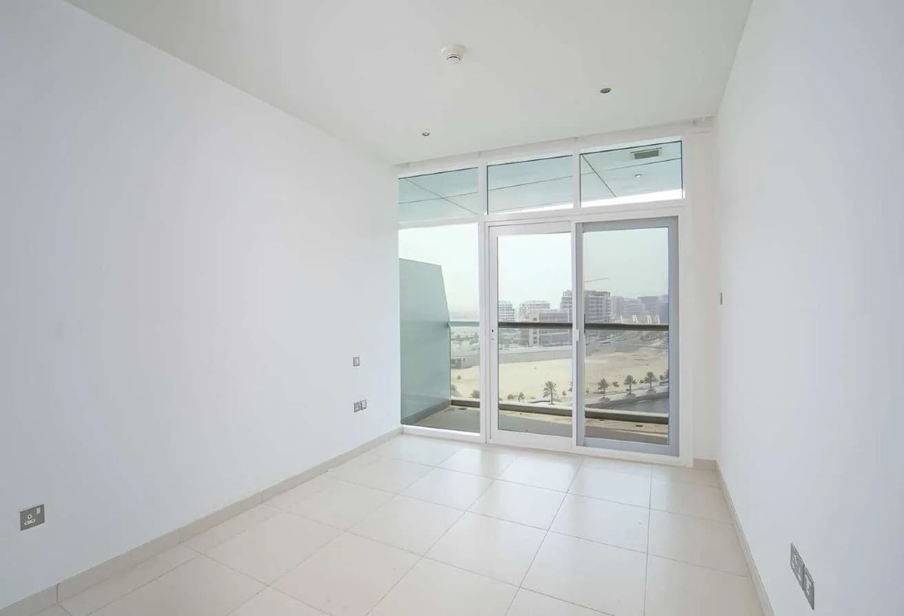 High Floor | Sea View | Ideal Investment